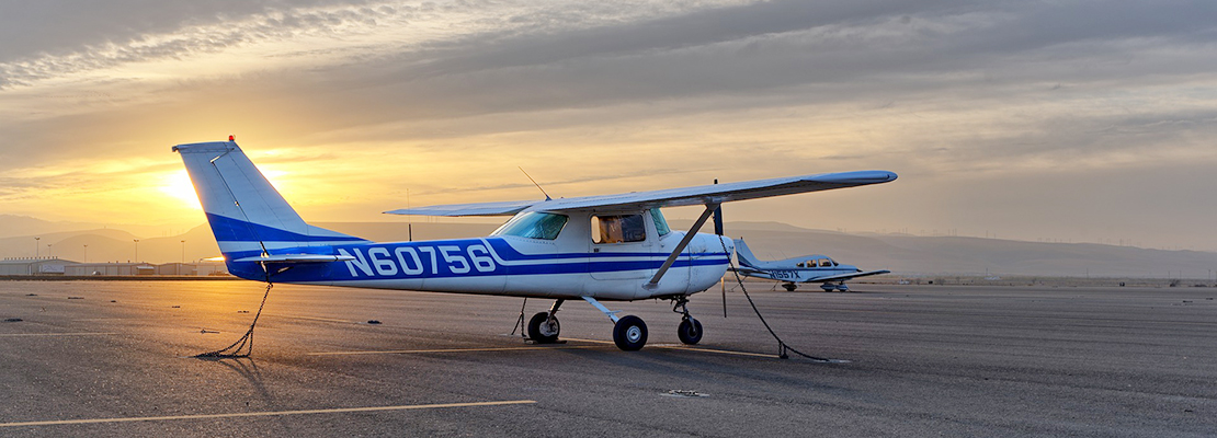 Aeronave Cessna 150 Image