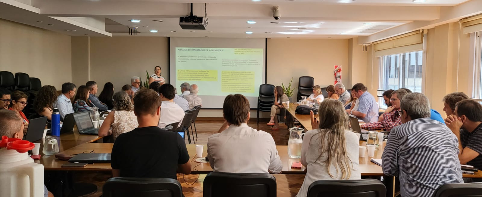 La Secretaría Académica de la UTN realizó un Taller sobre Planificación para Directoras y Directores de Departamentos