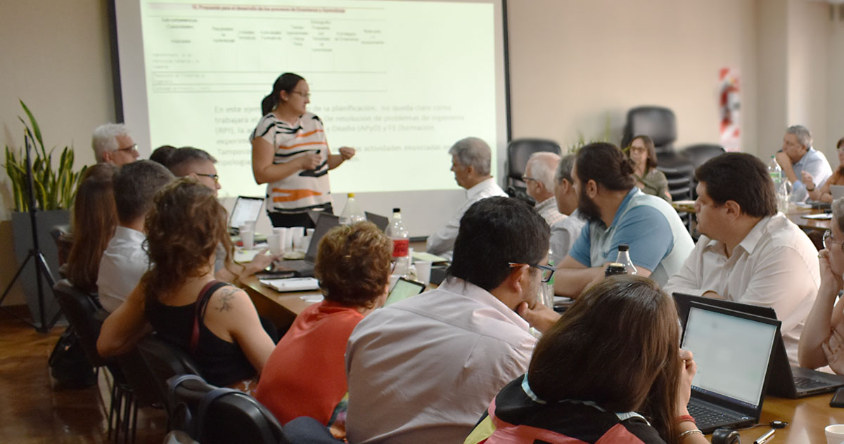 utn-sacad-taller-dir-depto-03.jpg