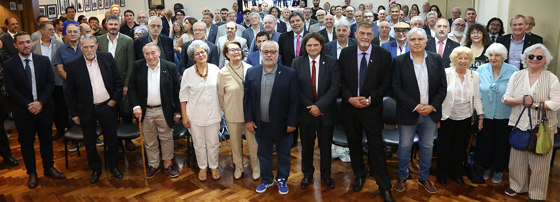 La UTN rindió homenaje al expresidente Raúl Alfonsín en el Rectorado