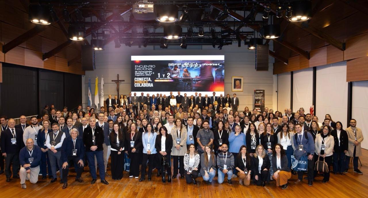 UTN - Foto grupal en el tercer Encuentro Nacional de Universidades MetaRed TIC, X y S Argentina 2025