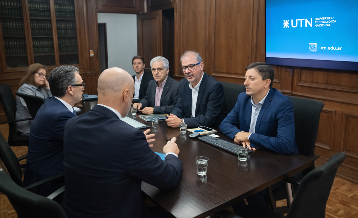 UTN - Foto grupal en el tercer Encuentro Nacional de Universidades MetaRed TIC, X y S Argentina 2025