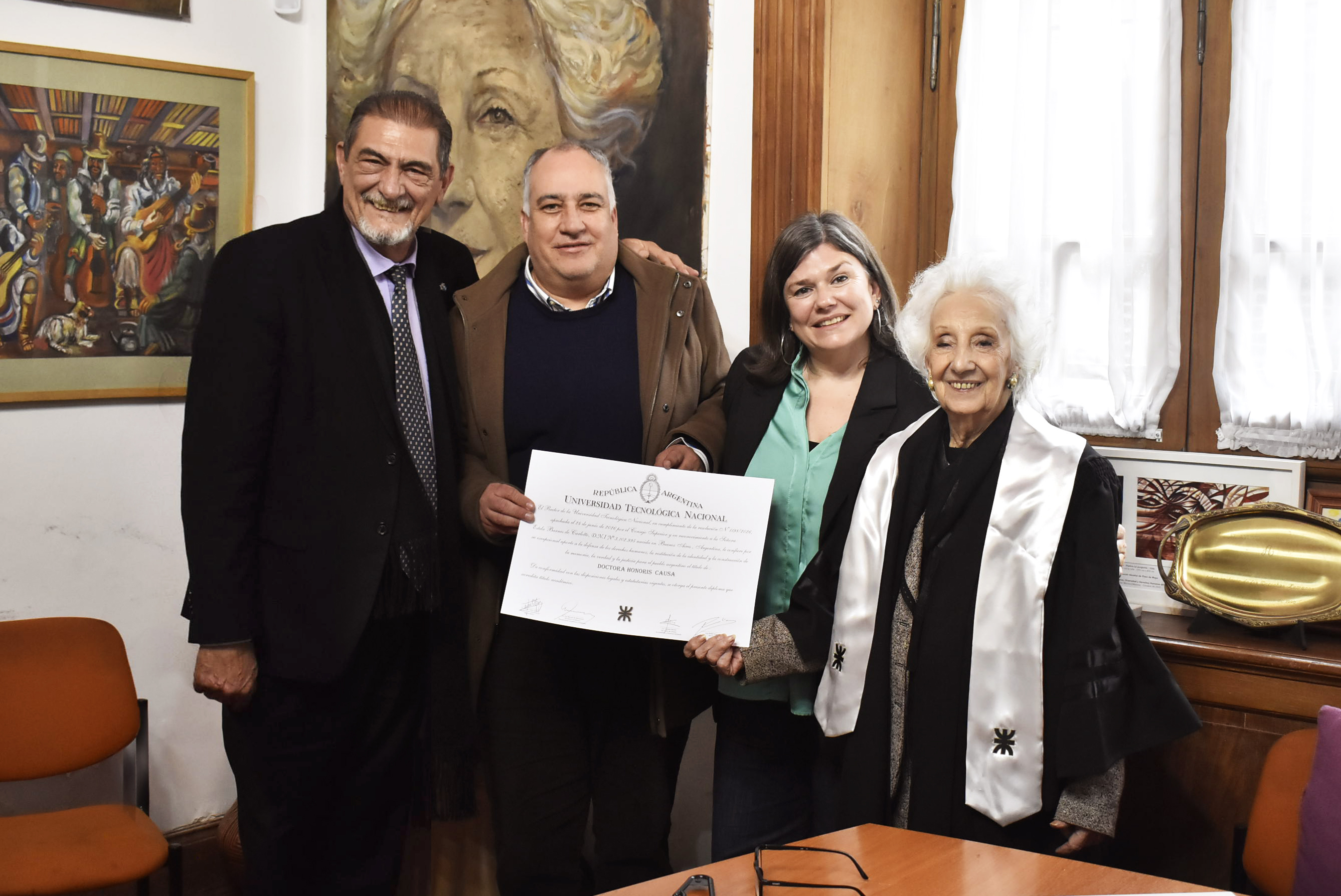 Autoridades de la UTN y la Dra. Honoris Causa, Estela Barnes de Carlotto Autoridades de la UTN y de la Red VEGA