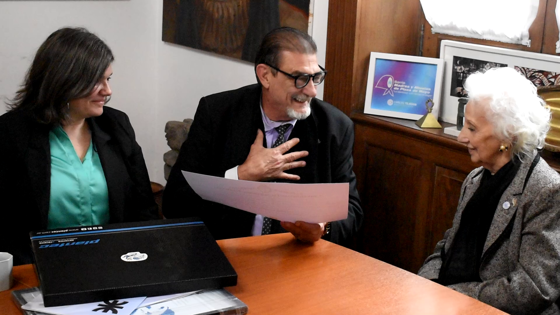 Autoridades de la UTN y la Dra. Honoris Causa, Estela Barnes de Carlotto Autoridades de la UTN y de la Red VEGA