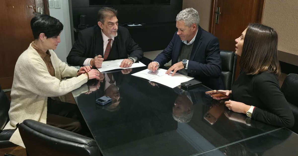 Autoridades UTN y IAPG Autoridades UTN y IAPG