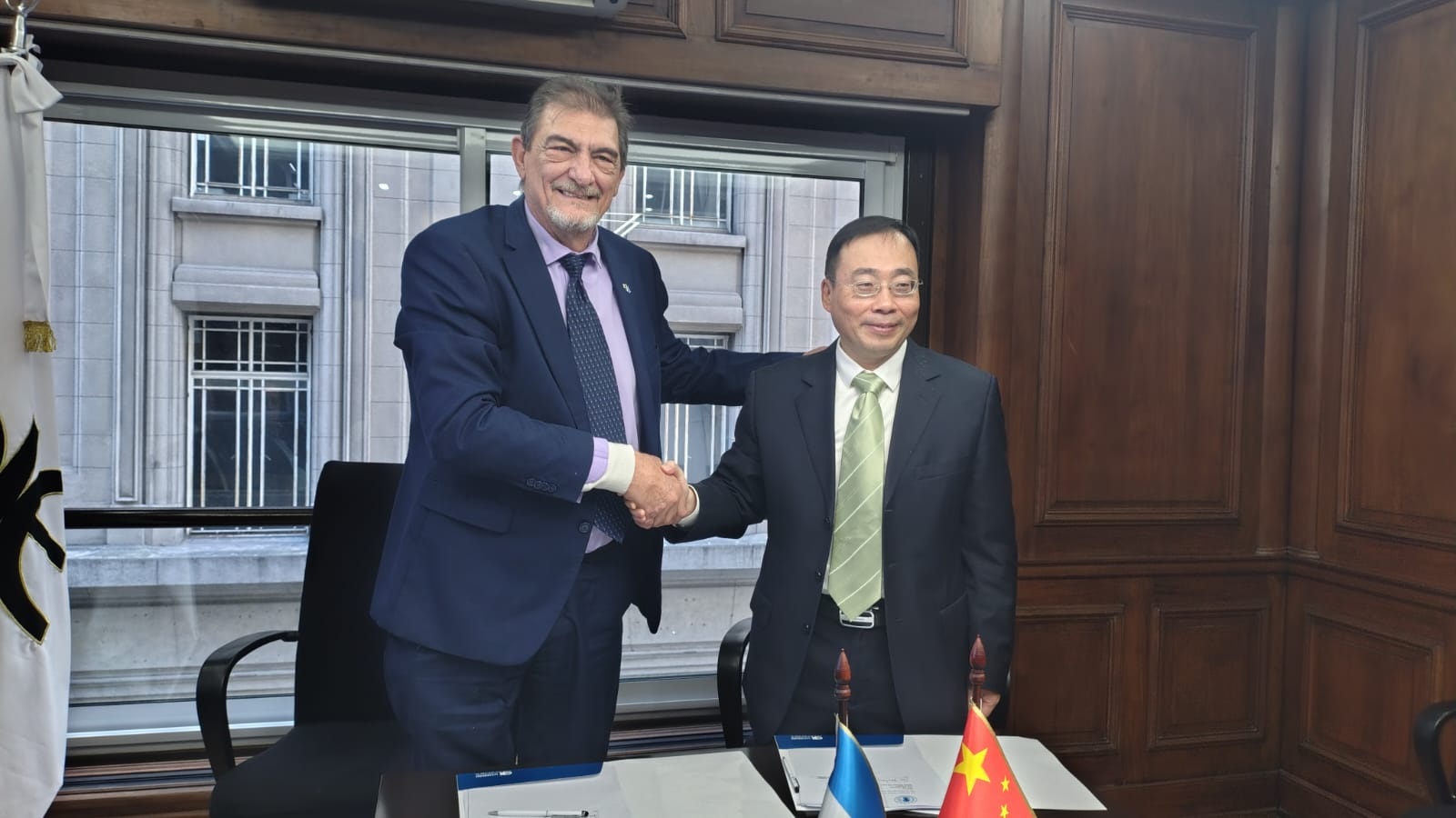 Autoridades de UTN y de la BJTU de china Autoridades de UTN y de la BJTU de china