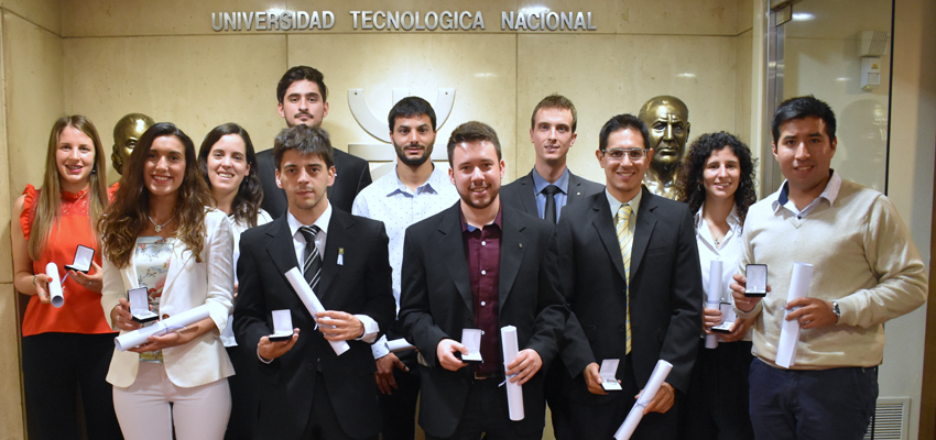 Reconocimiento a la labor estudiantil a los graduados de la UTN 2017-2018