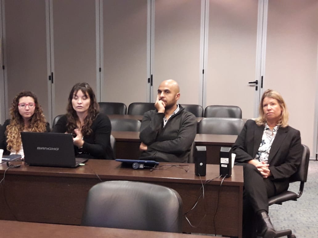 Expositores: Estefanía La Rosa, Ivana Kermen, Gustavo Maigua, Verónica Kramarovskis